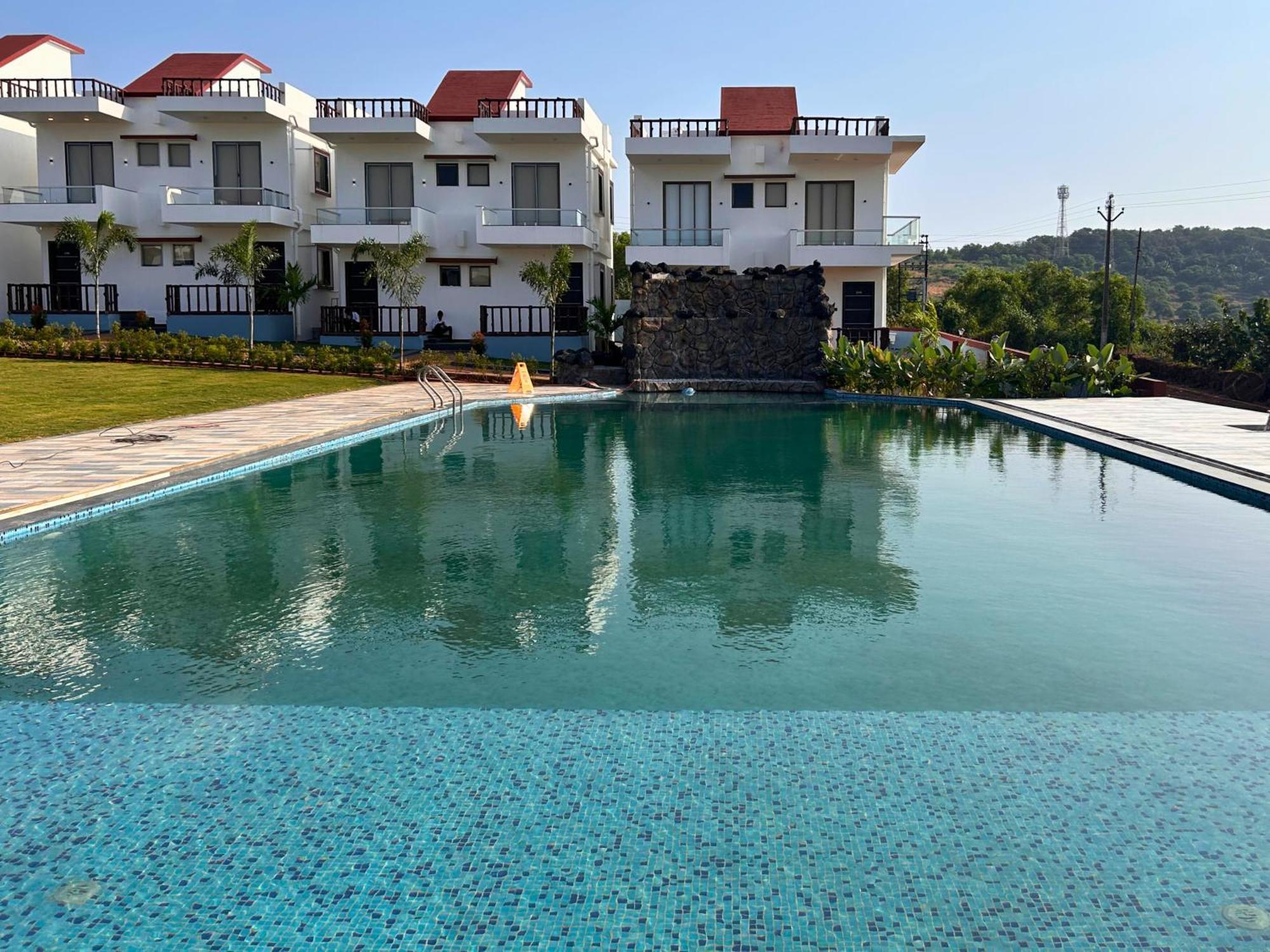 Baywatch Resort Bhogave Beach Vengurla Exterior photo