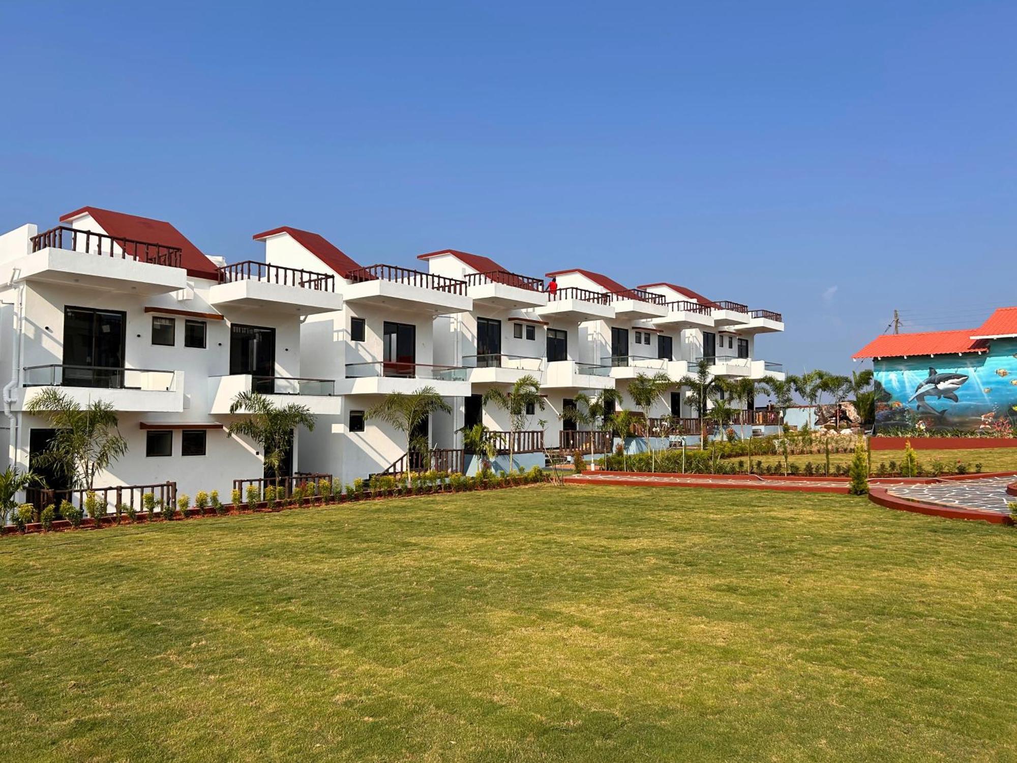 Baywatch Resort Bhogave Beach Vengurla Exterior photo
